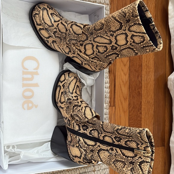 Chloe Adelie python-effect leather ankle boots size 39 gorgeous nwot - Picture 9 of 10